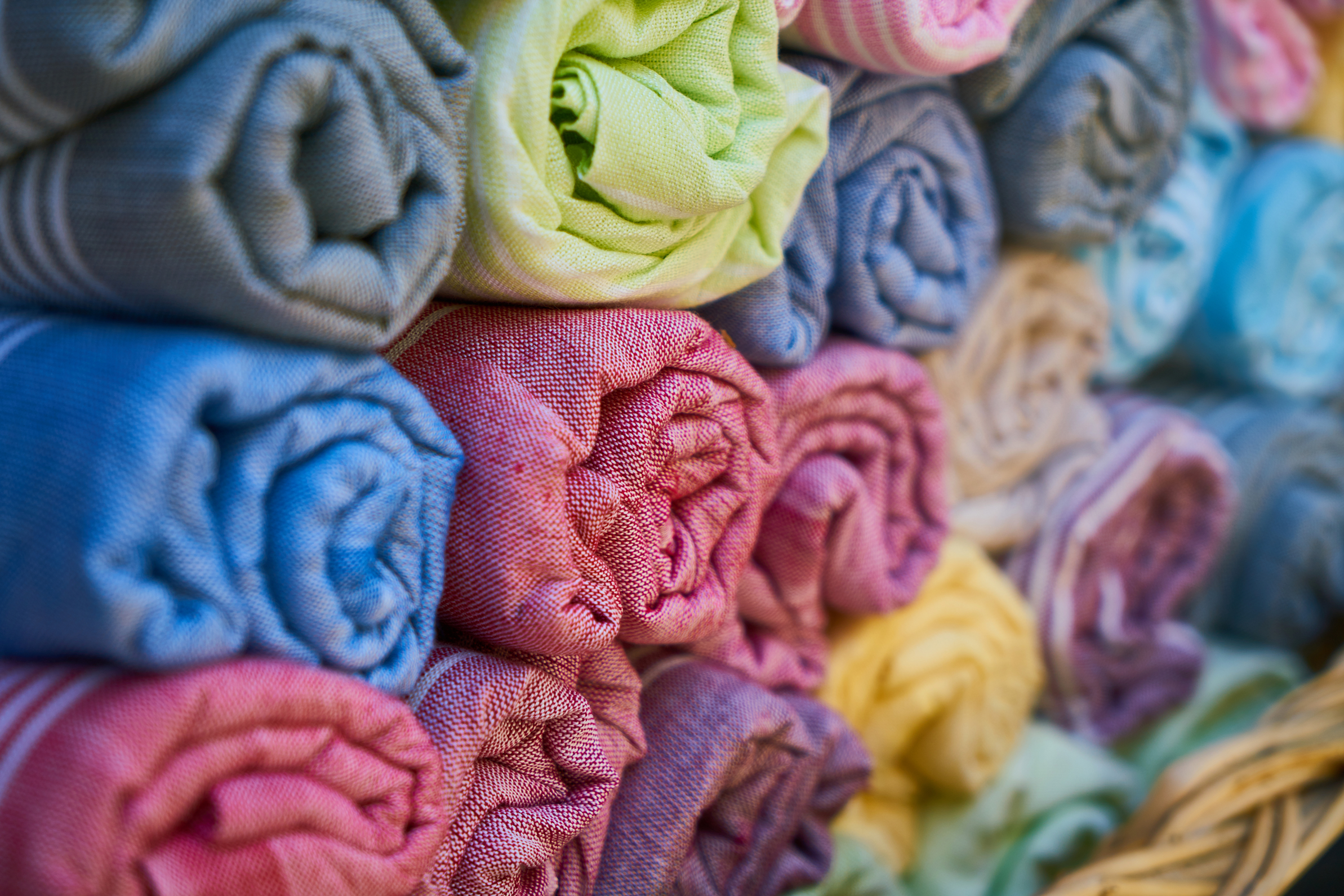 Why Choose Organic Fabrics? The Benefits of Sustainable Fashion